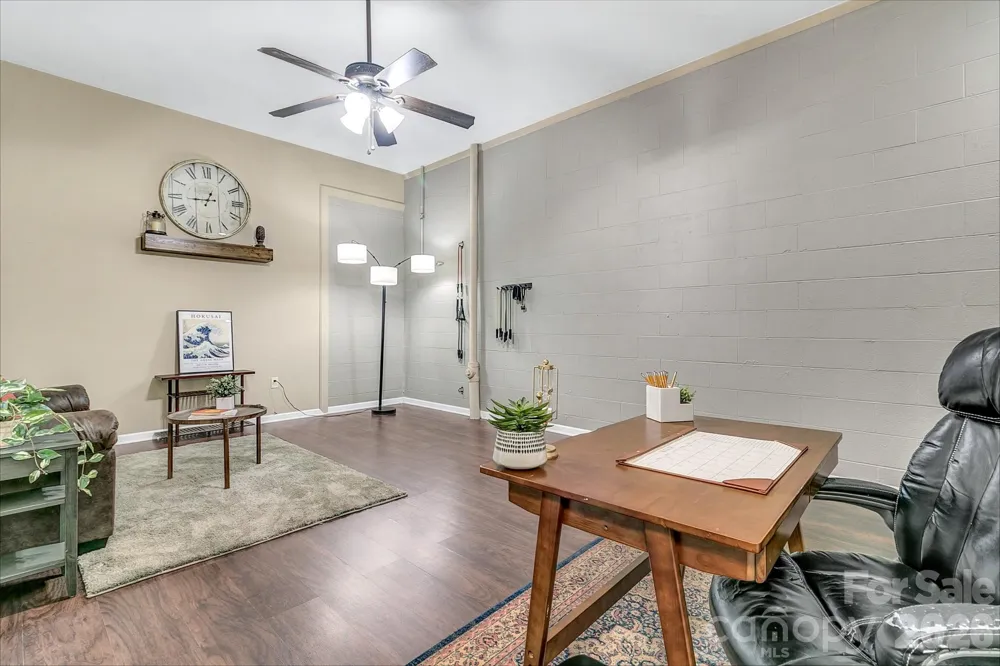 25 Union Chapel Road Weaverville, NC 28787