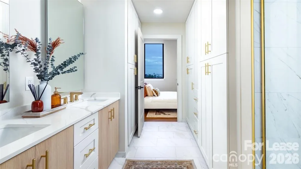 124 E Kingston Avenue #B6-B Charlotte, NC 28203