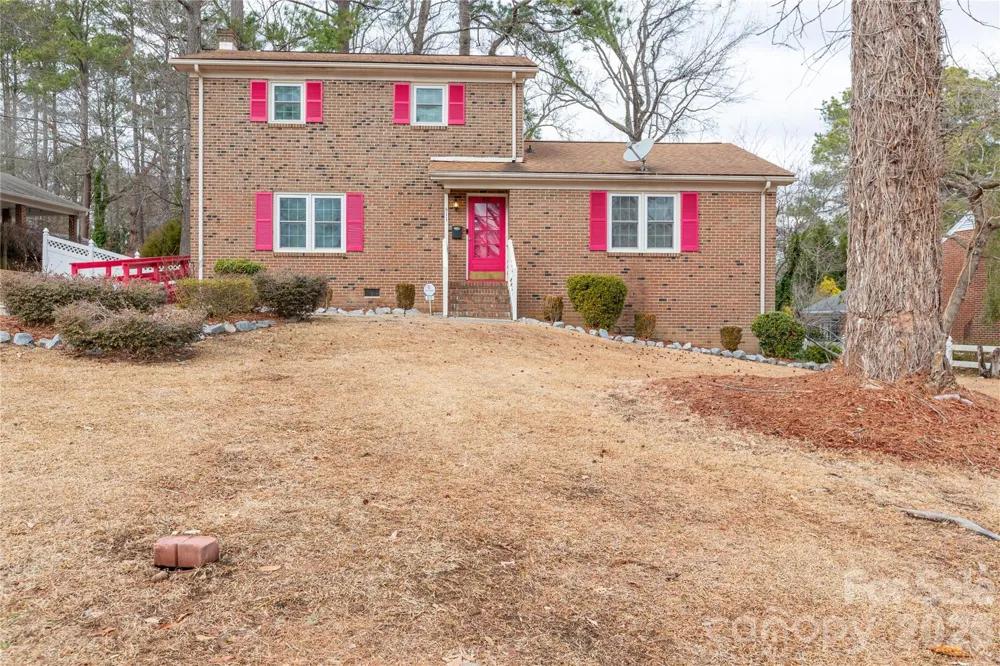 611 Park Avenue Roanoke Rapids, NC 27870