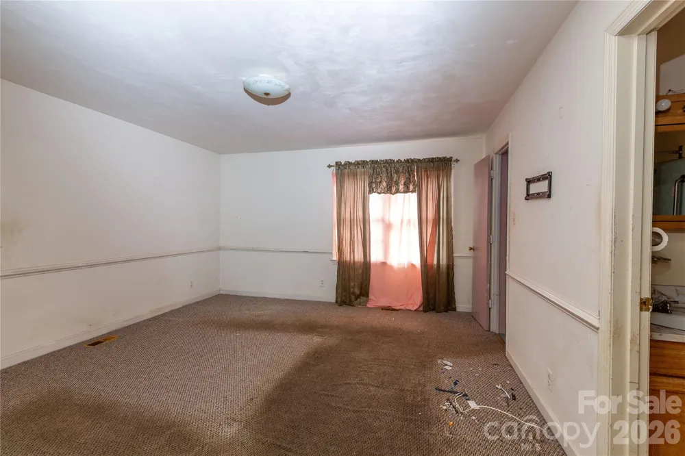 611 Park Avenue Roanoke Rapids, NC 27870