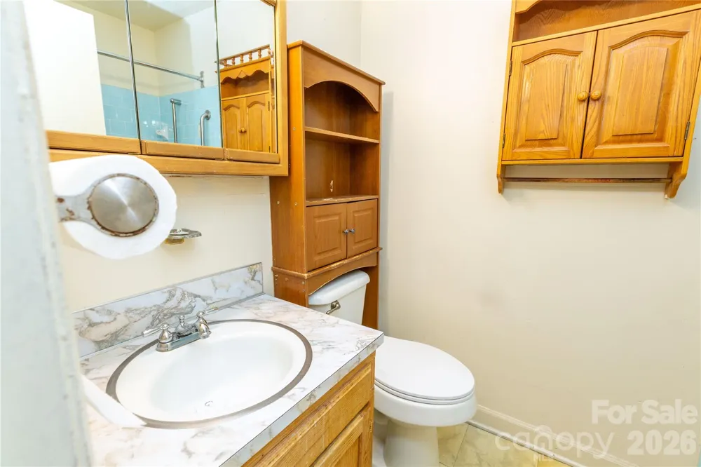 611 Park Avenue Roanoke Rapids, NC 27870