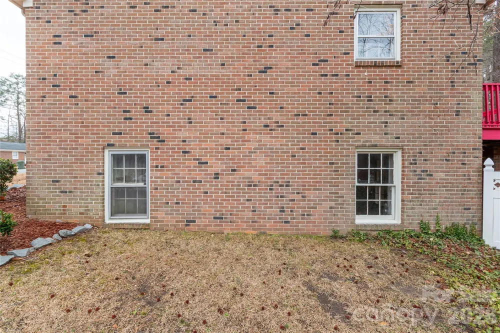 611 Park Avenue Roanoke Rapids, NC 27870