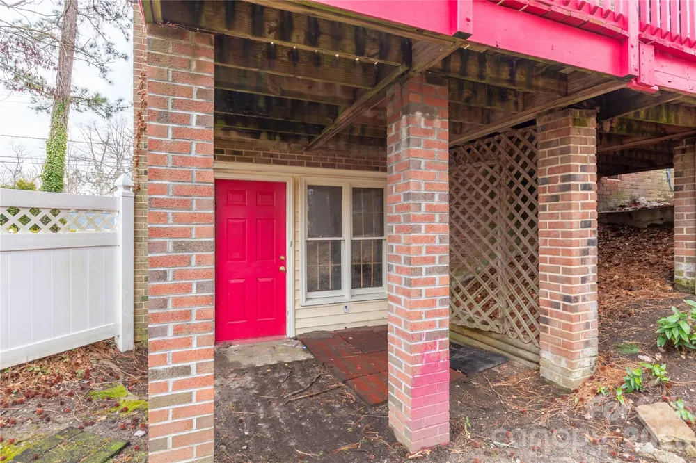 611 Park Avenue Roanoke Rapids, NC 27870