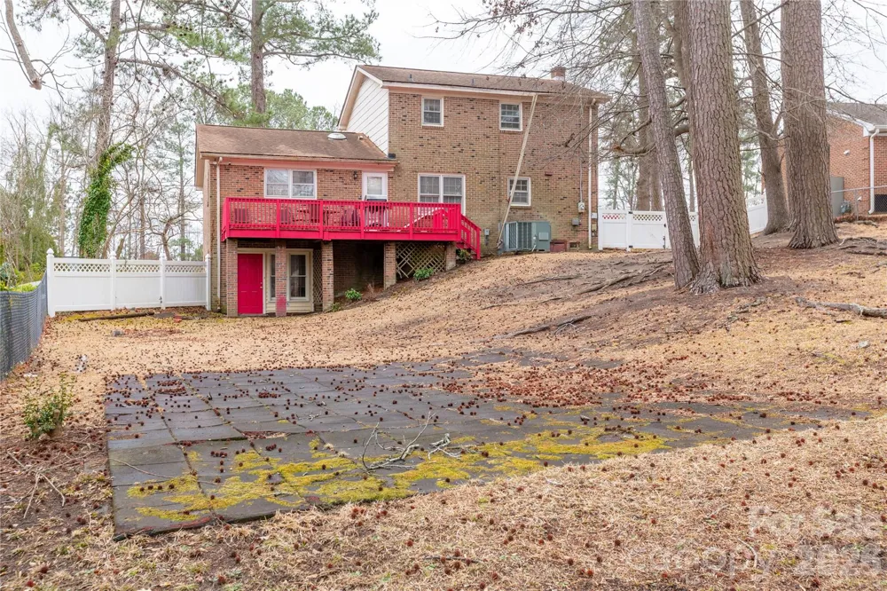 611 Park Avenue Roanoke Rapids, NC 27870