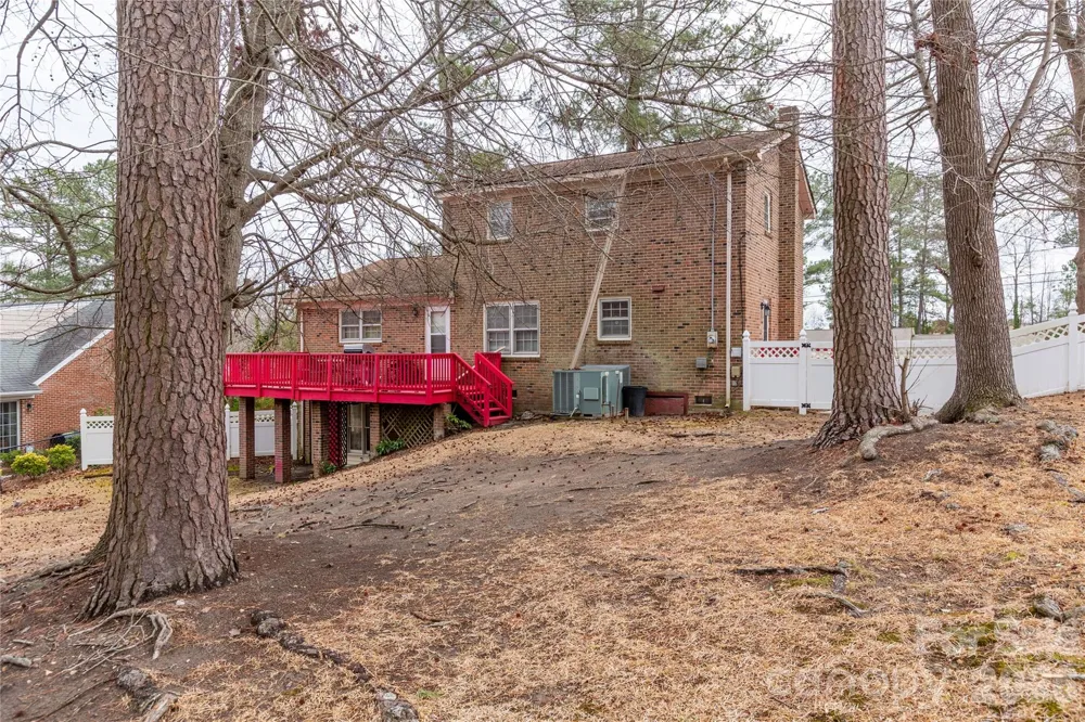 611 Park Avenue Roanoke Rapids, NC 27870