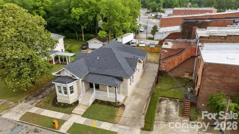 204 W Wade Street