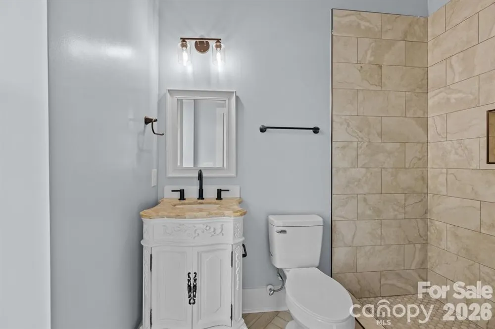204 W Wade Street Wadesboro, NC 28170