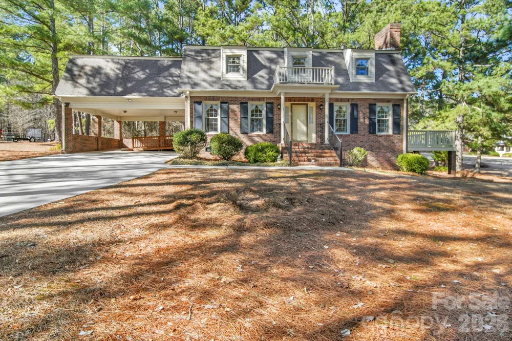 219 Williamsburg Lane Wadesboro, NC 28170