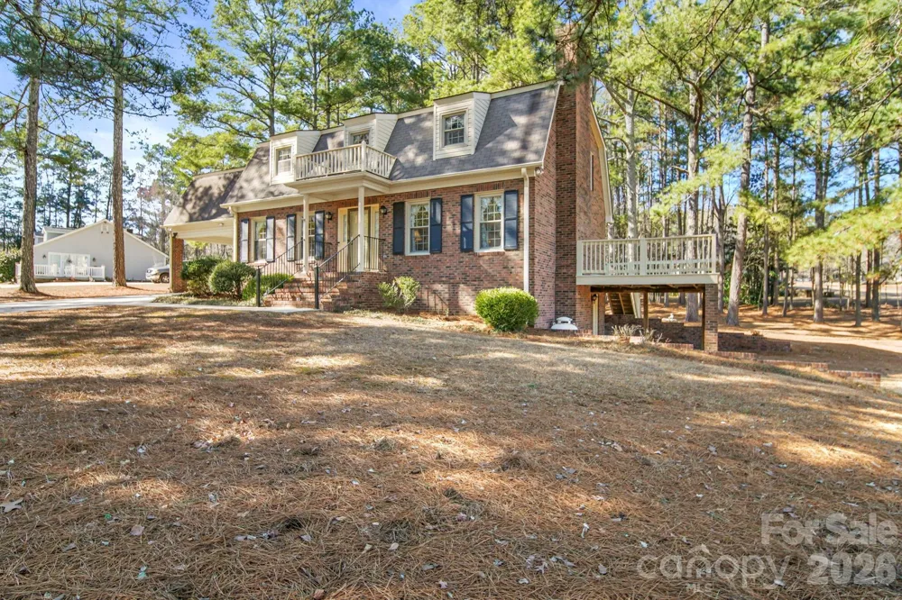 219 Williamsburg Lane Wadesboro, NC 28170