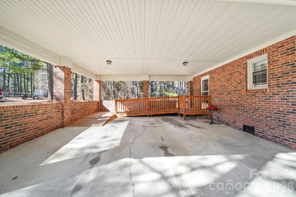 219 Williamsburg Lane Wadesboro, NC 28170