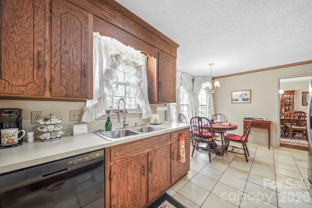219 Williamsburg Lane Wadesboro, NC 28170