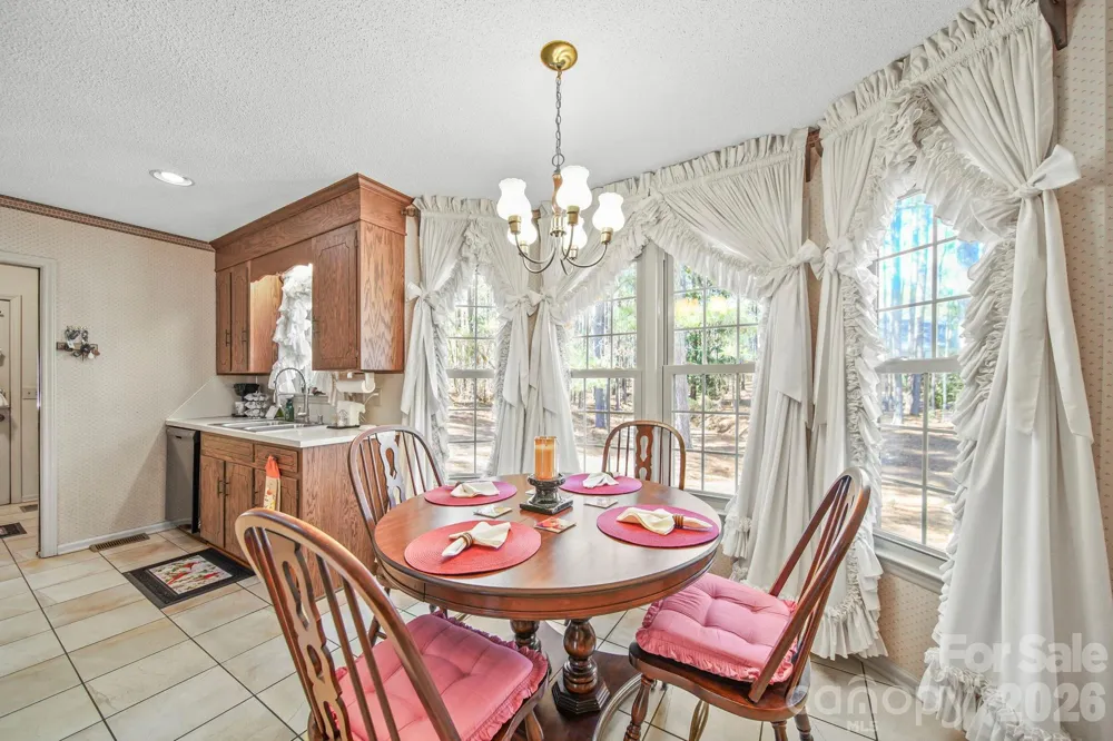 219 Williamsburg Lane Wadesboro, NC 28170