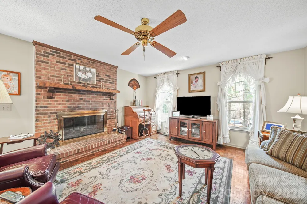 219 Williamsburg Lane Wadesboro, NC 28170