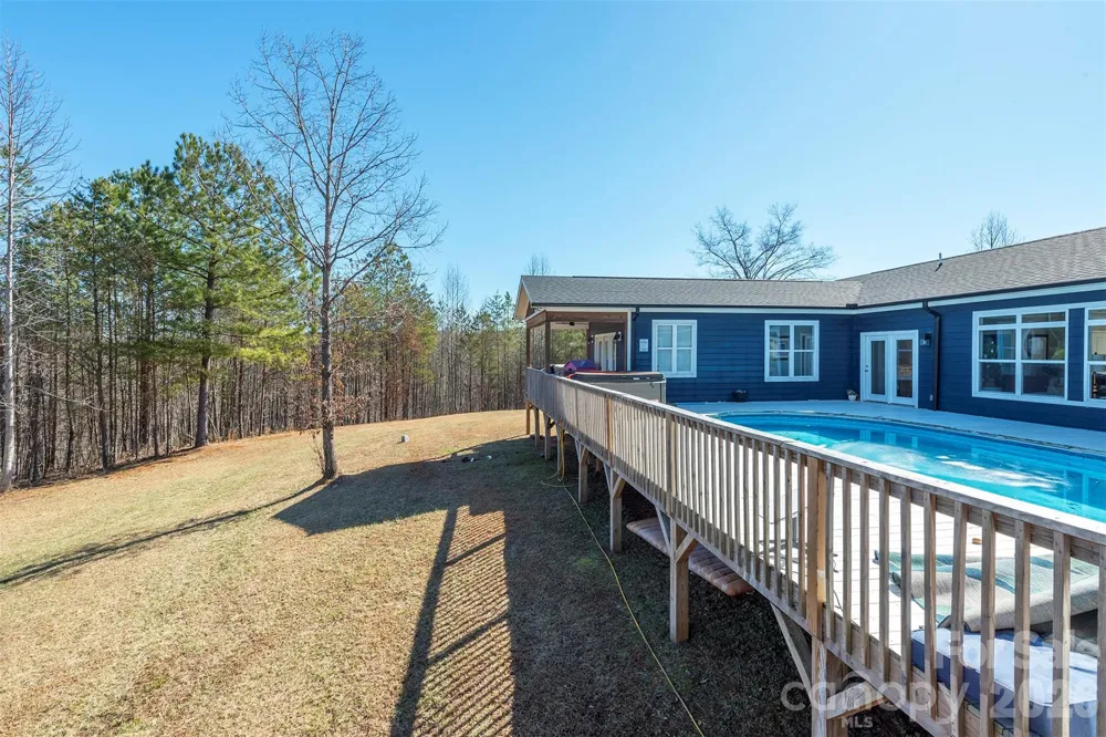 622 Rutherford Drive Nebo, NC 28761