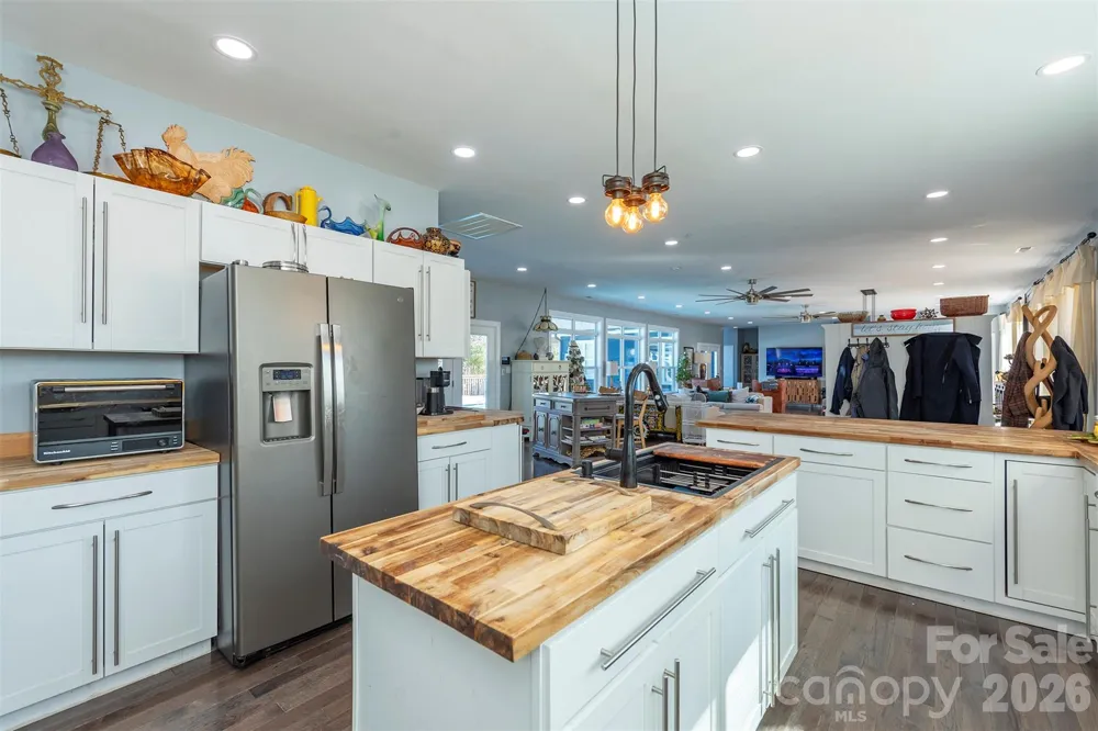 622 Rutherford Drive Nebo, NC 28761