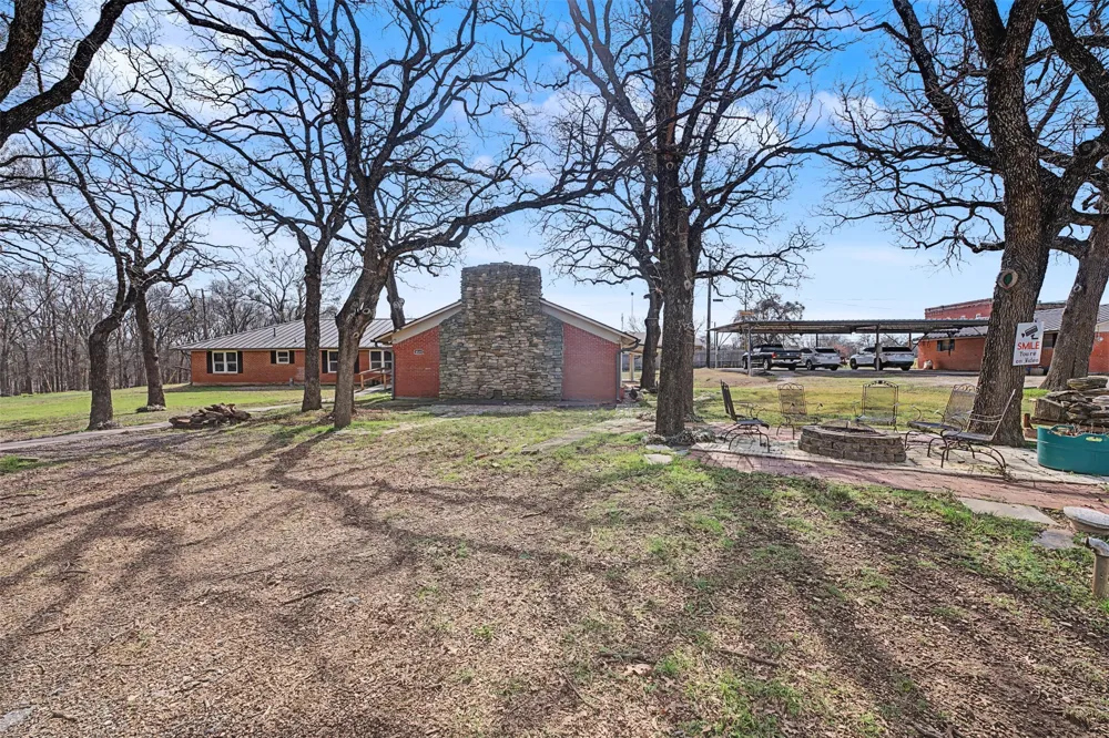 8240 Kramer Street Lillian, TX 76061