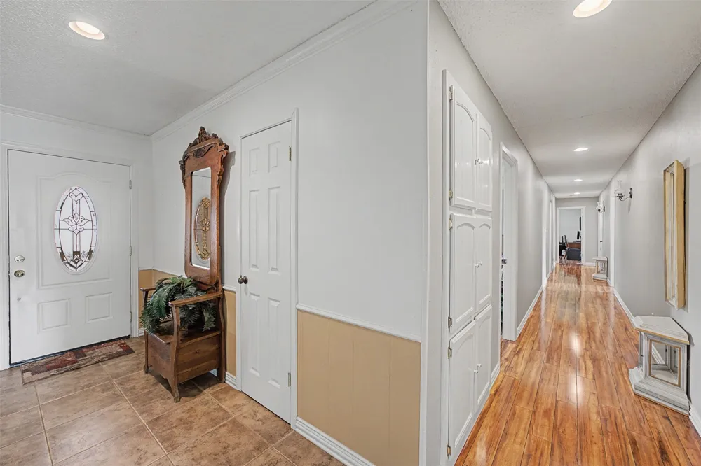 8240 Kramer Street Lillian, TX 76061