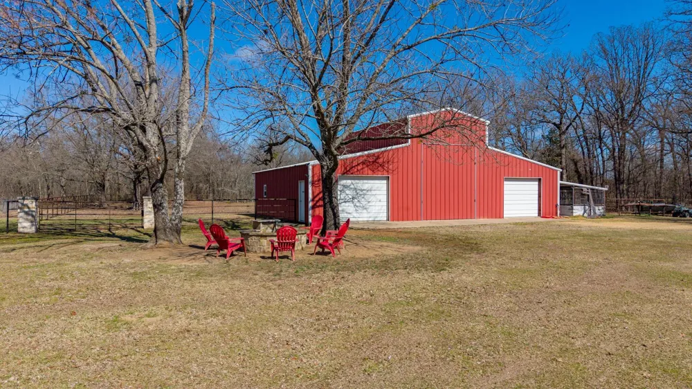 24 County Road Nw 1060 Talco, TX 75487