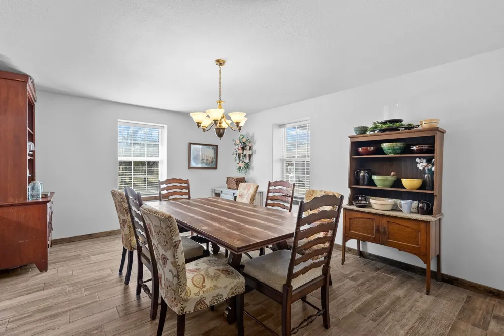24 County Road Nw 1060 Talco, TX 75487