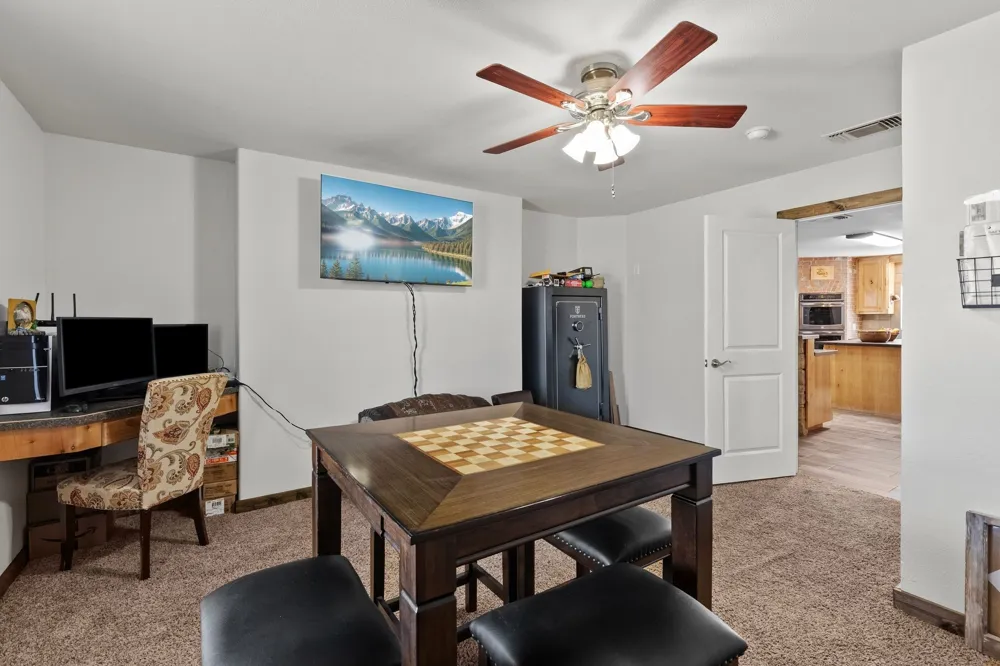 24 County Road Nw 1060 Talco, TX 75487