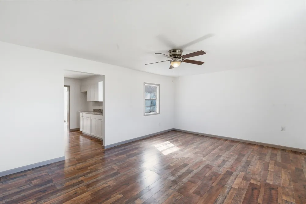 116 E Lipan Drive Lipan, TX 76462