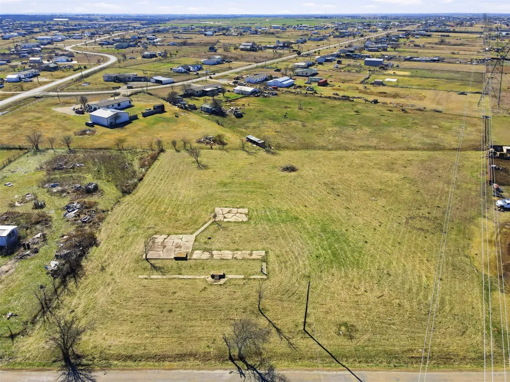 3237 County Road 911 Joshua, TX 76058