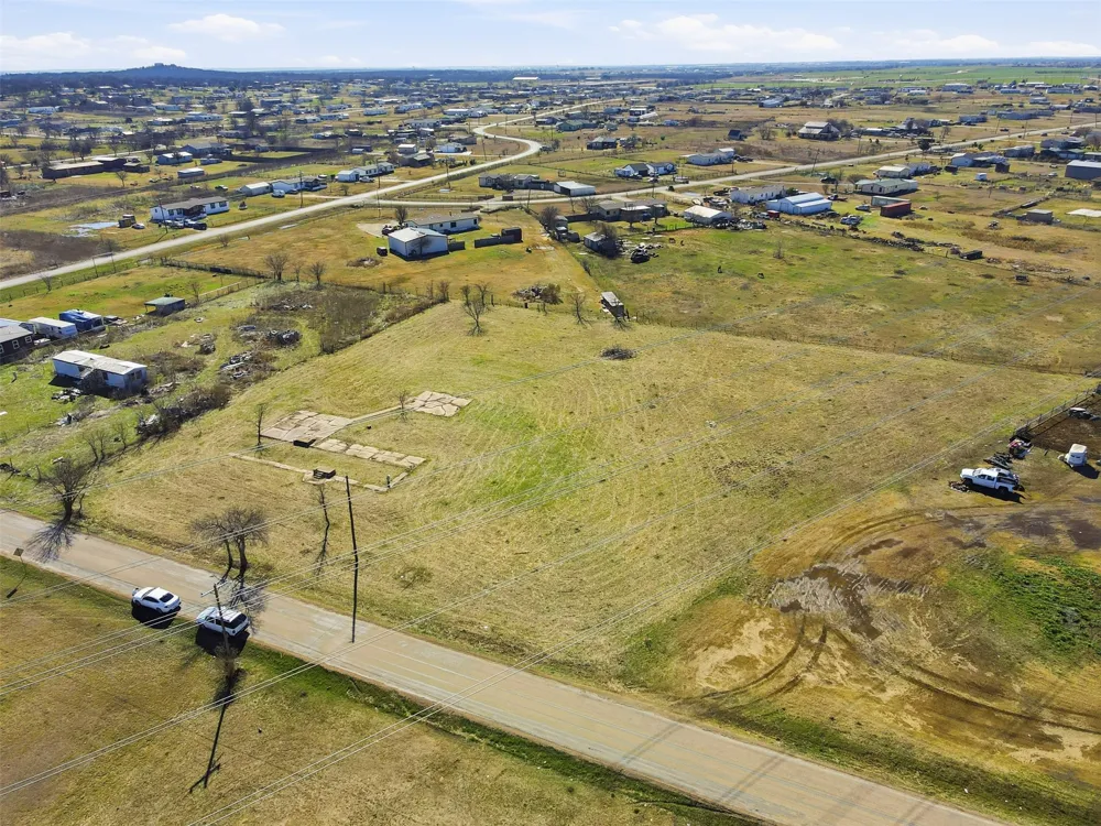 3237 County Road 911 Joshua, TX 76058