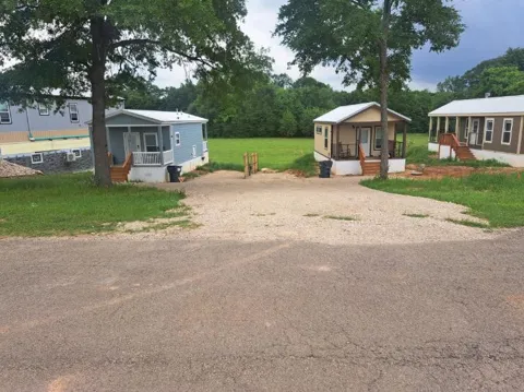 275 Indian Gap