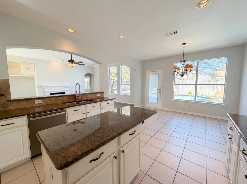 1412 Spring Ridge Lane Flower Mound, TX 75028