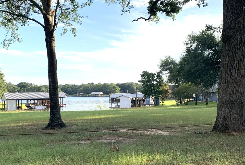 Lcr 740 Thornton, TX 76687