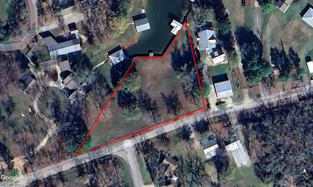 Lcr 740 Thornton, TX 76687