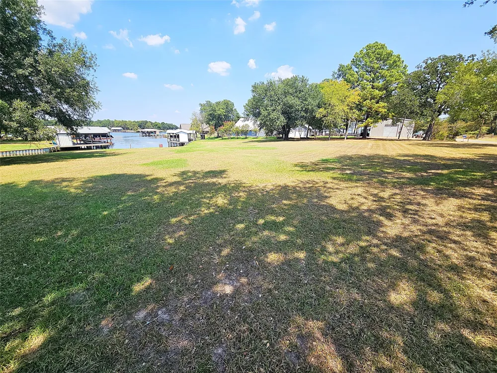 Lcr 740 Thornton, TX 76687