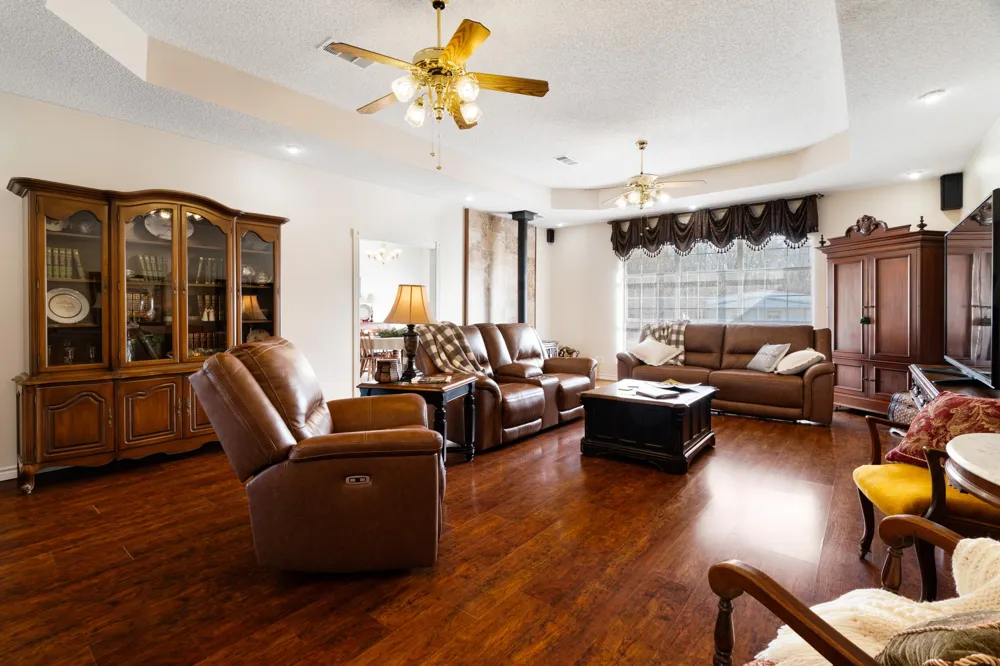 250 County Road 45700 Detroit, TX 75436