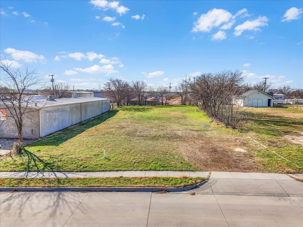 4320 Glenview Drive Haltom City, TX 76117