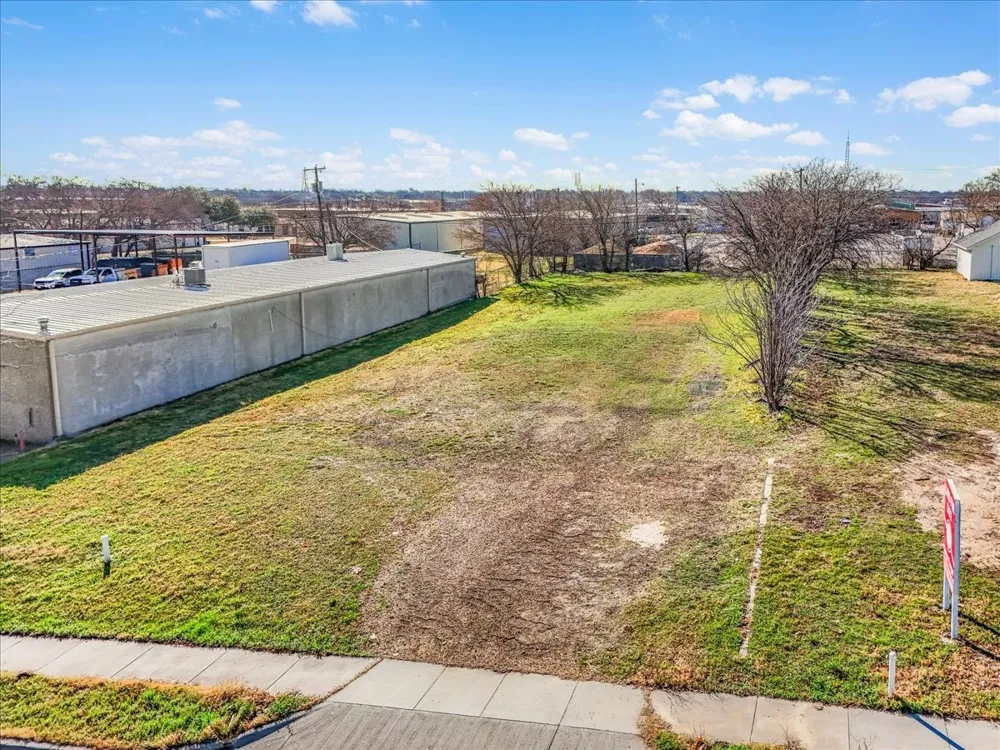 4320 Glenview Drive Haltom City, TX 76117