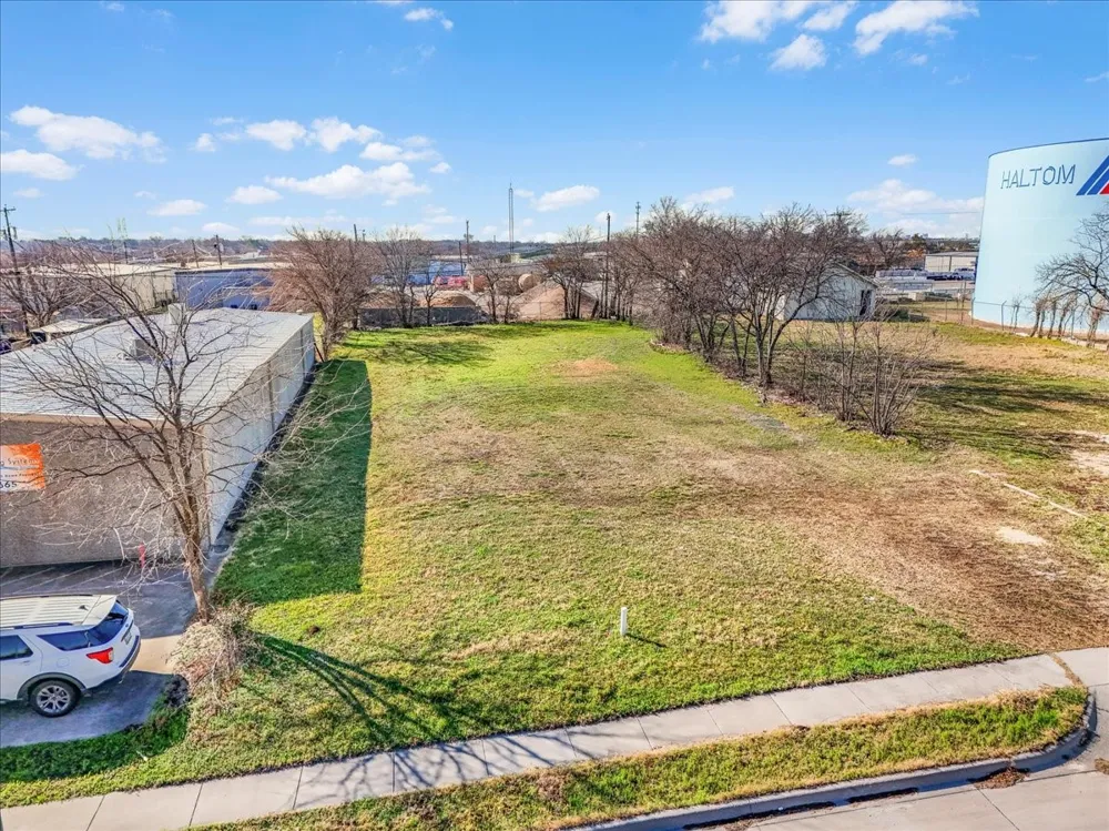 4320 Glenview Drive Haltom City, TX 76117