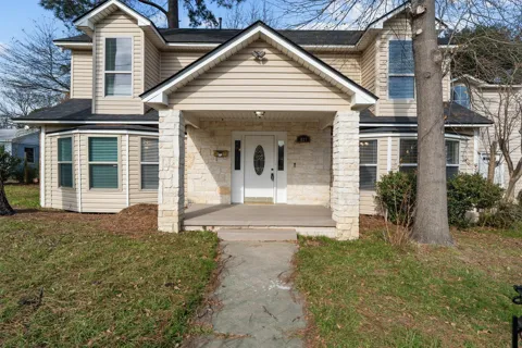 627 W 2nd Street