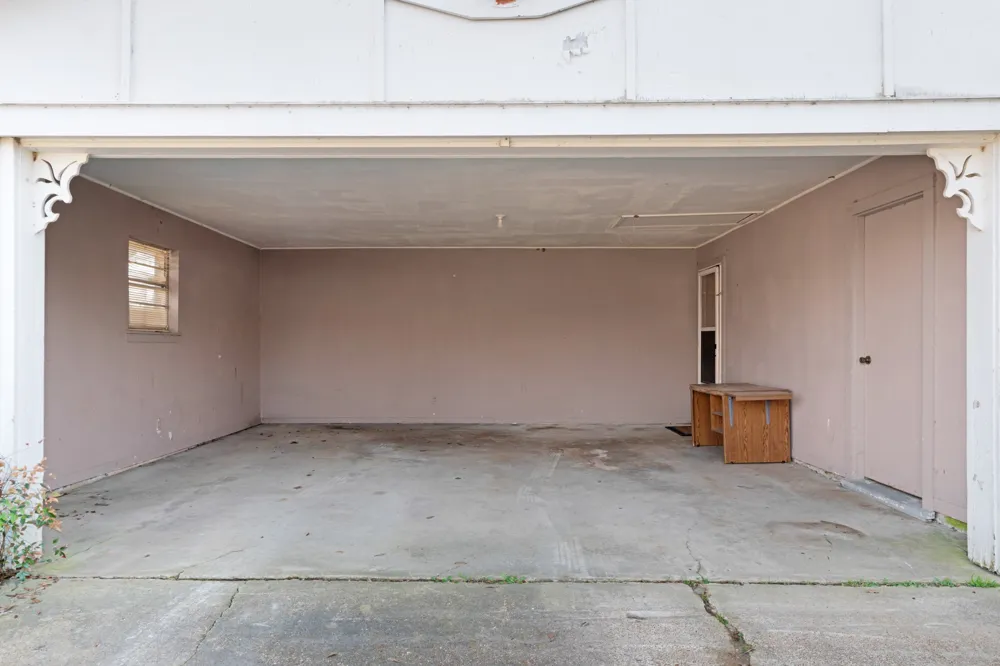 410 S Bois Darc Street Blossom, TX 75416