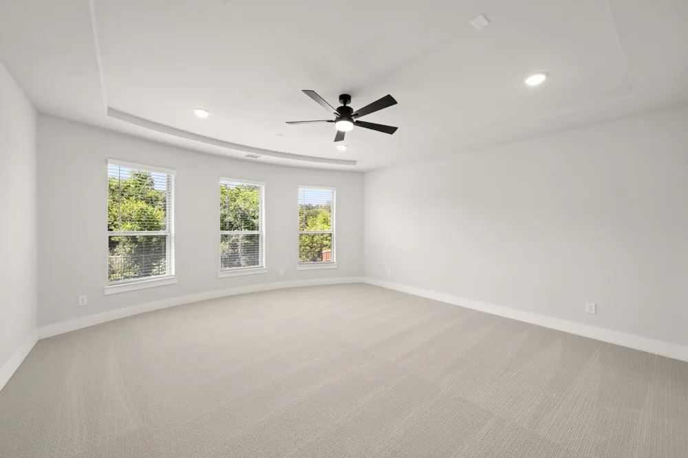513 S Hidden Lakes Drive DeSoto, TX 75115