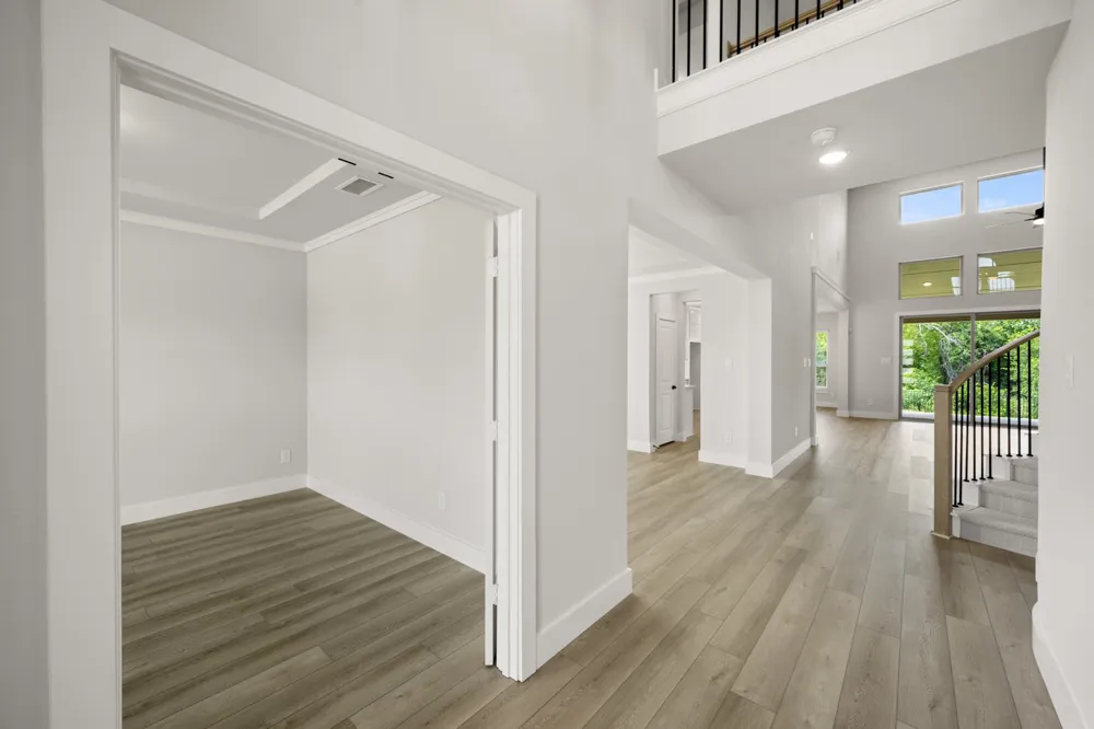 513 S Hidden Lakes Drive DeSoto, TX 75115