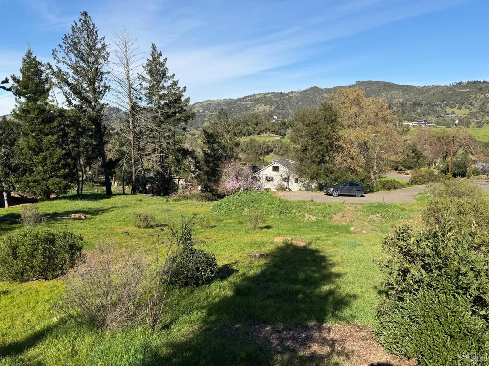 4945 Pinecroft Way Santa Rosa, CA 95404