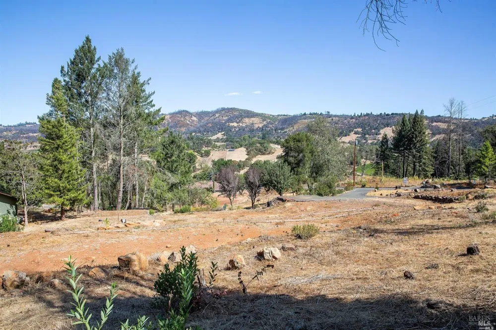 4945 Pinecroft Way Santa Rosa, CA 95404
