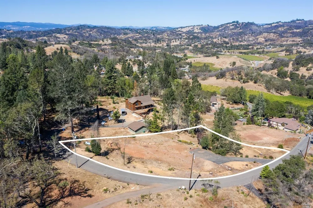 4945 Pinecroft Way Santa Rosa, CA 95404