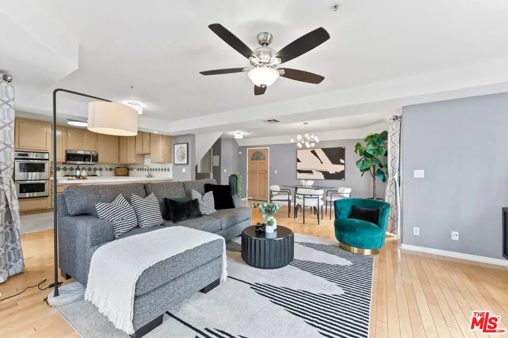 265 W California Boulevard #1 Pasadena, CA 91105