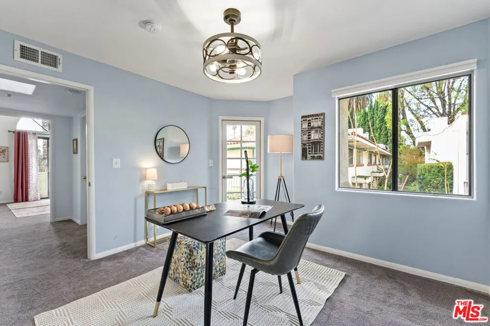 265 W California Boulevard #1 Pasadena, CA 91105