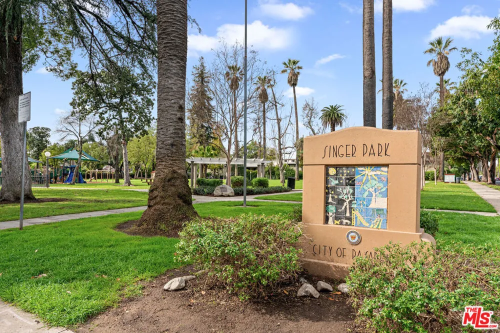 265 W California Boulevard #1 Pasadena, CA 91105