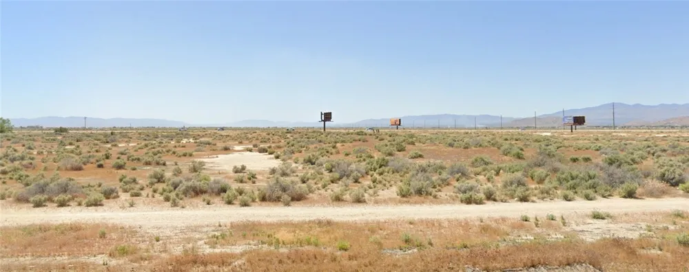 20 STREET Rosamond, CA 93560