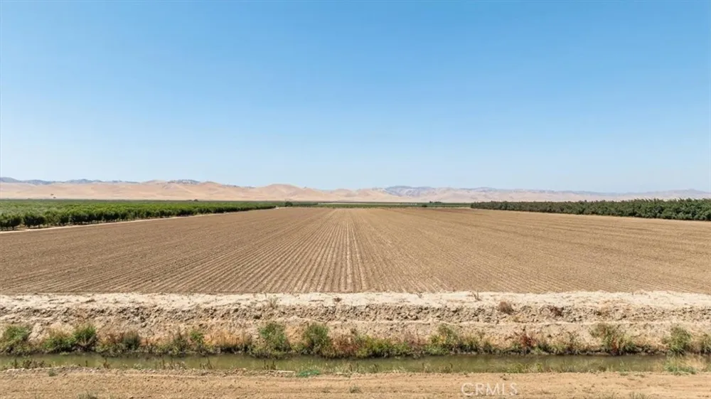 Schmidt Road Gustine, CA 95322