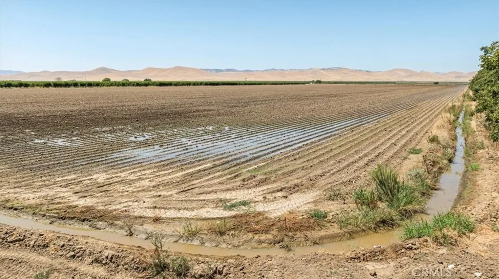 Schmidt Road Gustine, CA 95322