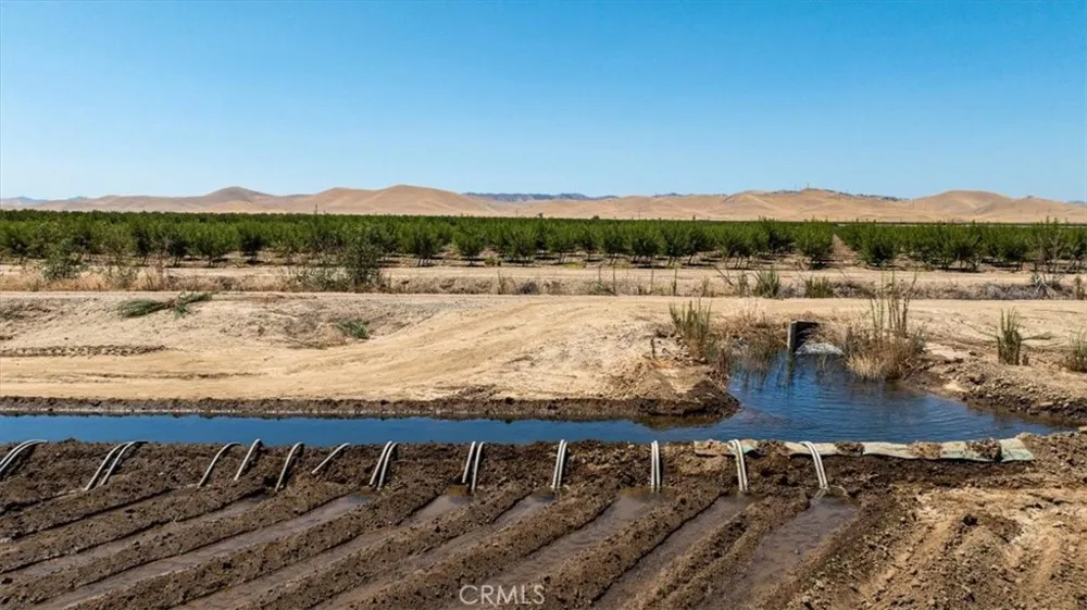 Schmidt Road Gustine, CA 95322